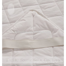 Taihu Snow natural healthy breathable silk mattress pad silk mattress protector